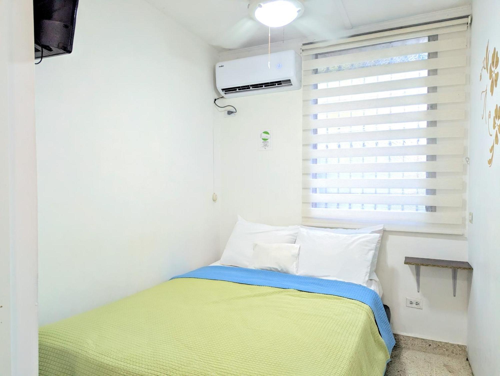 Hostal Yoha Panama Stadt Exterior foto